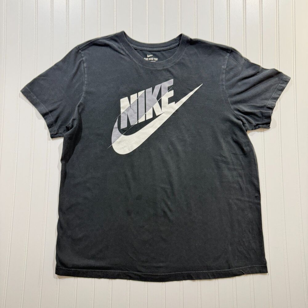 Nike Classic Futura Big Logo Graphic T-Shirt Black Swoosh Crewneck XL